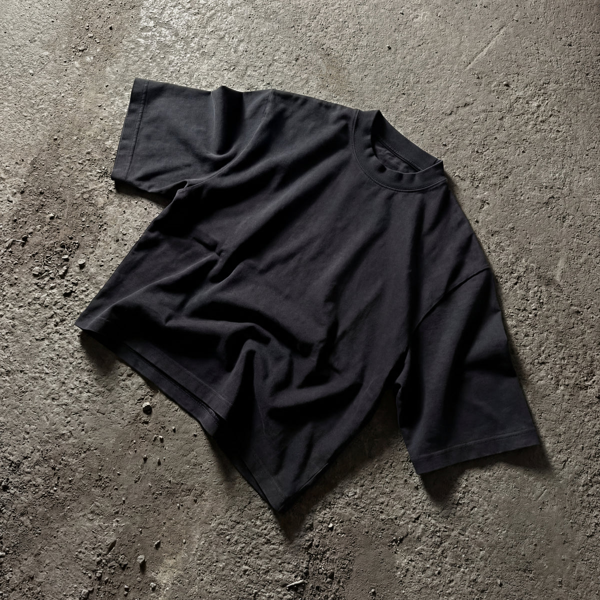 Plain Black Boxy Tee